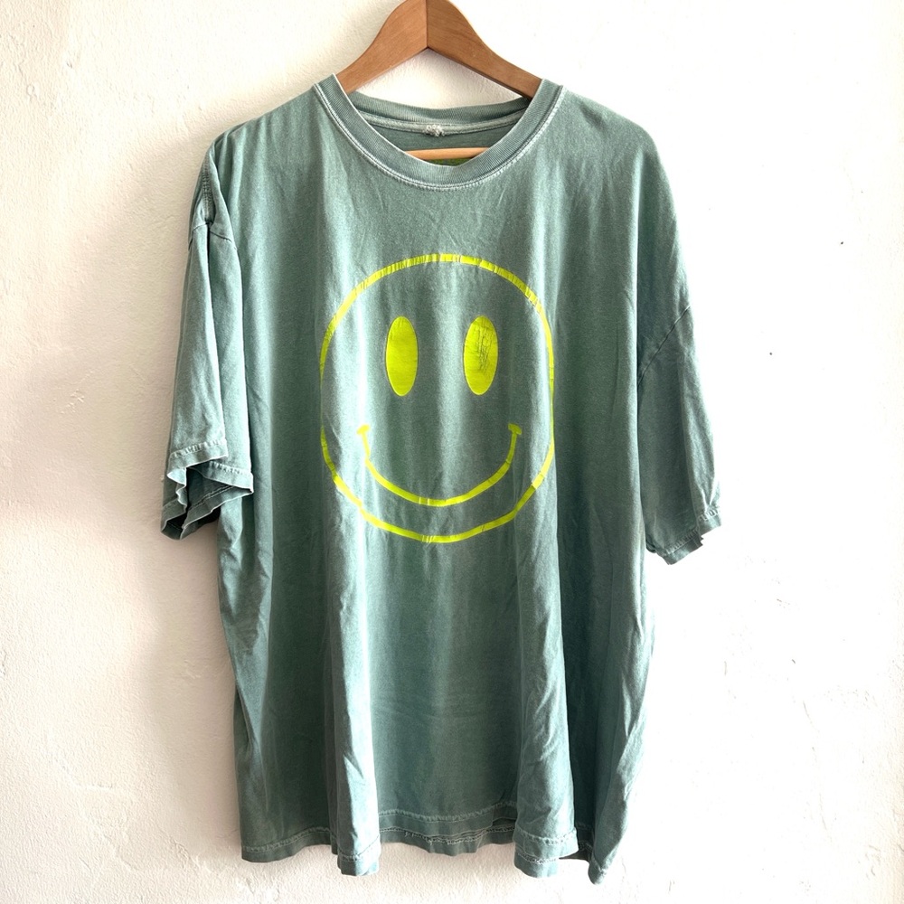 LALA ORIGINAL
The World Needs Your Magic Oversized Tee in Sage + Neon